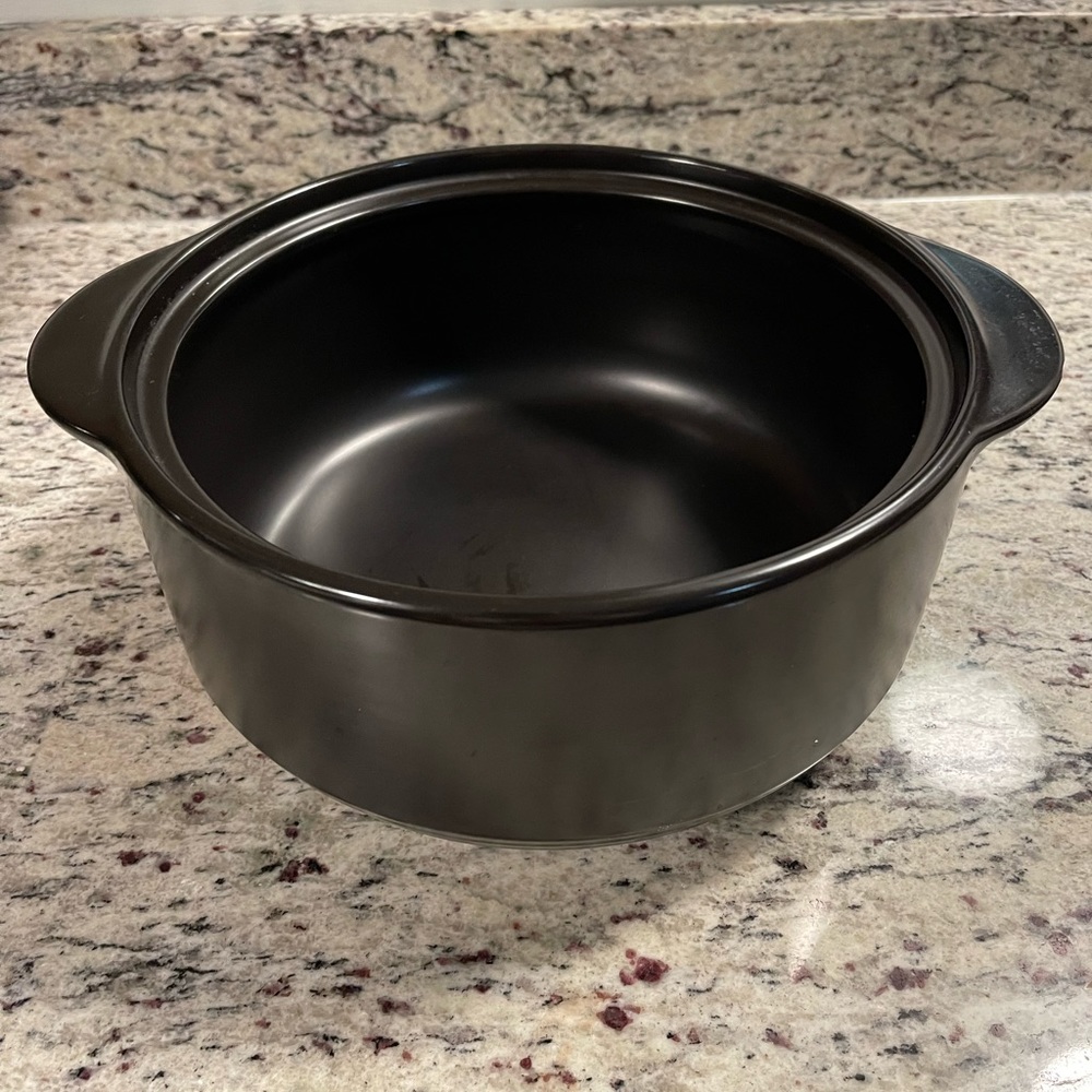 Pampered Chef Rock Crock with lid - 4 QT